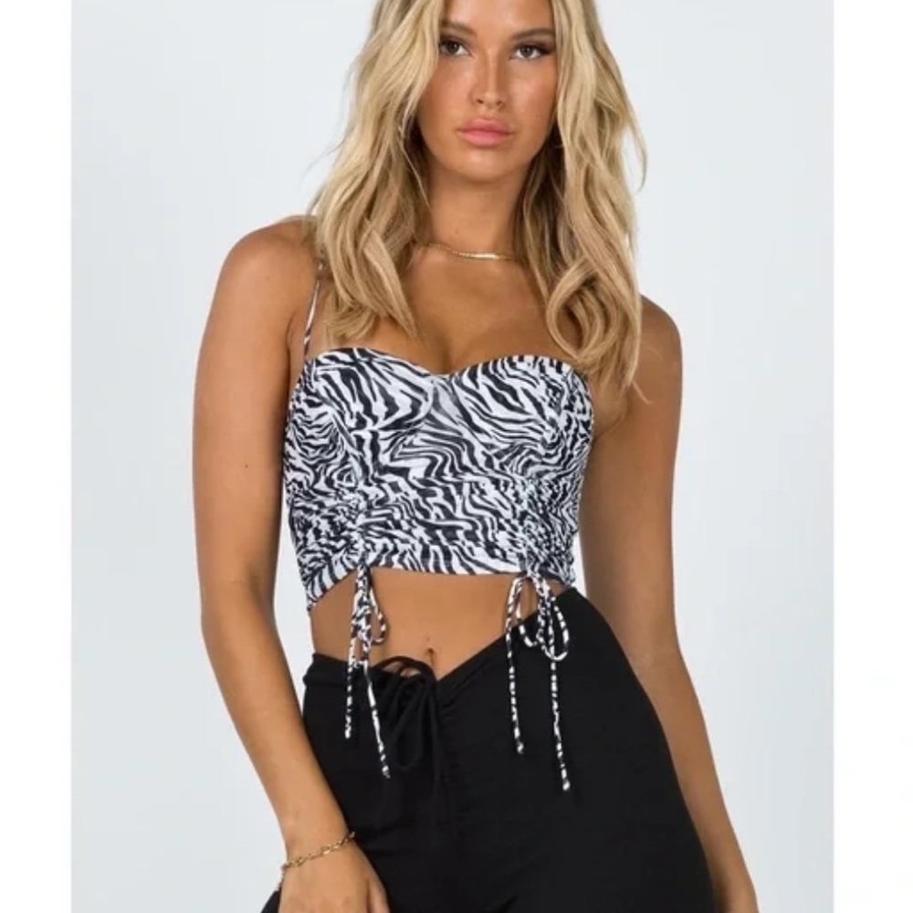 🦓PRINCESS POLLY ZEBRA CROP TOP🦓